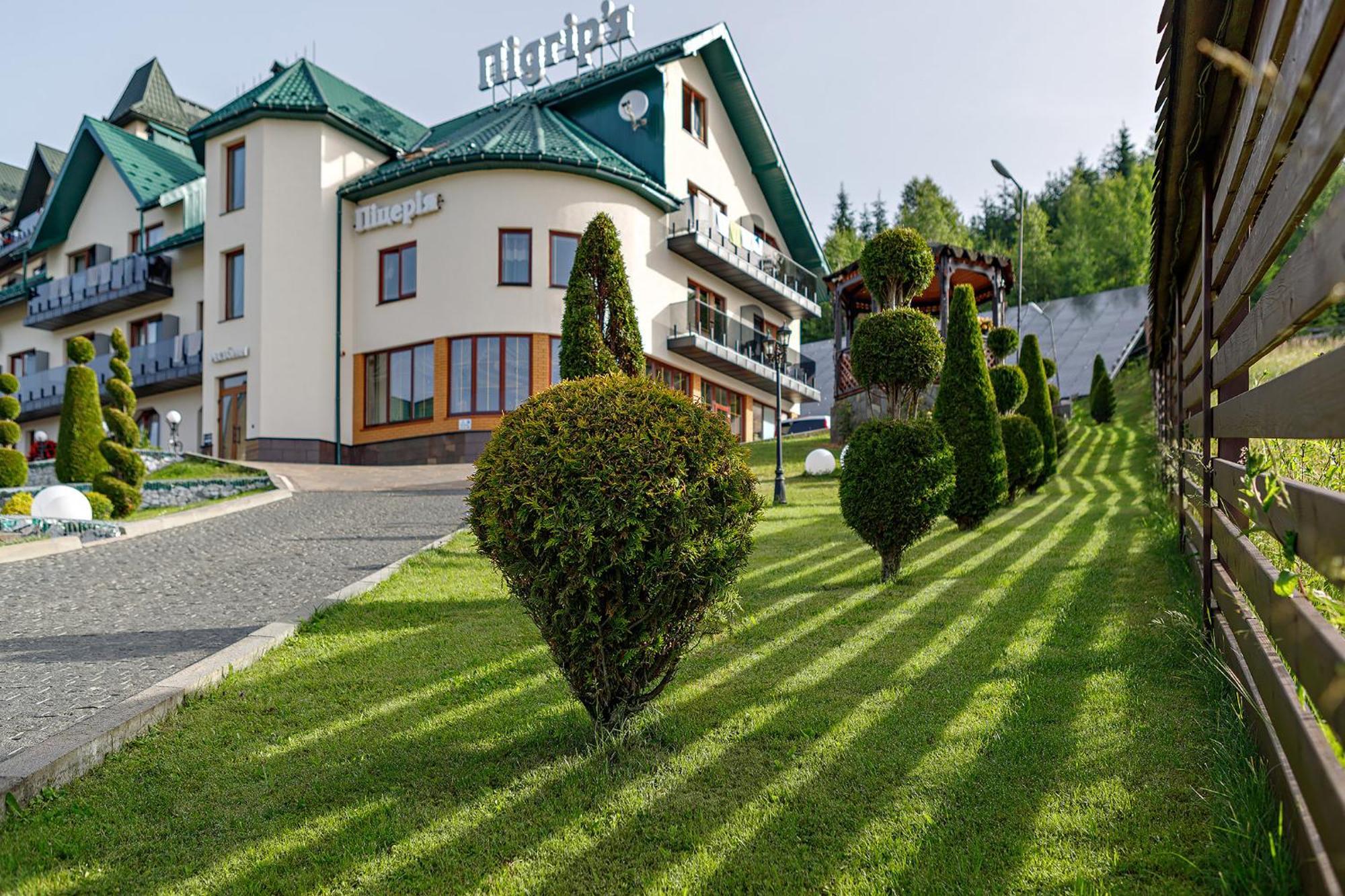 Hotel Podgorie Spa Bukovel Extérieur photo